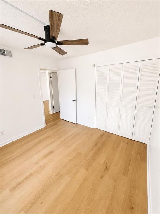 For Sale: $204,990 (2 beds, 2 baths, 835 Square Feet)