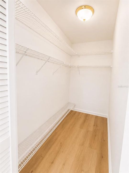 For Sale: $204,990 (2 beds, 2 baths, 835 Square Feet)