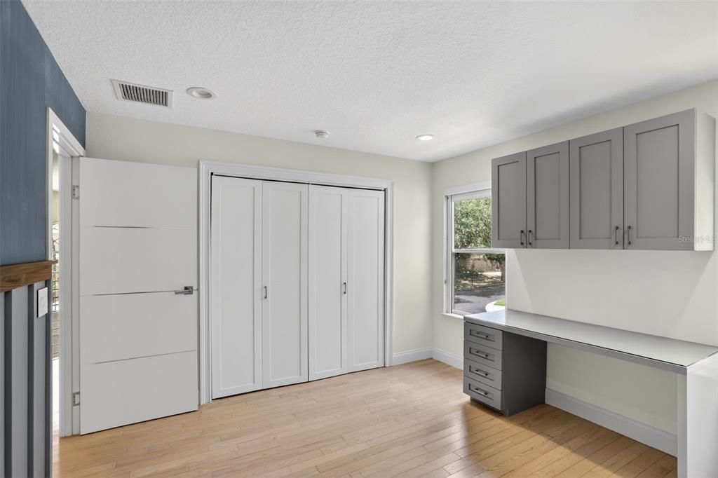 For Rent: $4,150 (5 beds, 5 baths, 2799 Square Feet)