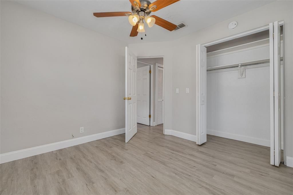 For Rent: $2,000 (2 beds, 1 baths, 828 Square Feet)
