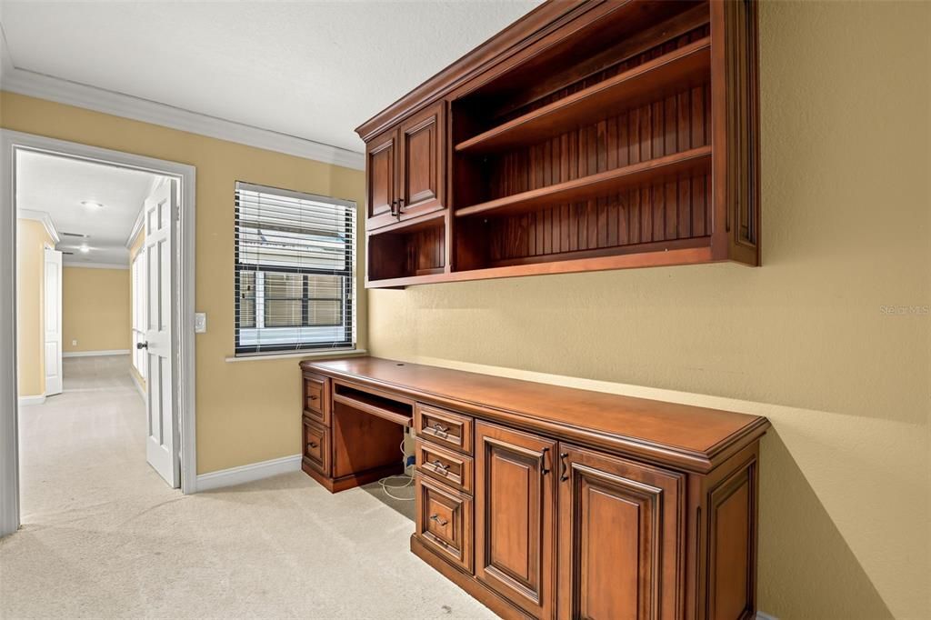 En Venta: $525,000 (3 camas, 3 baños, 2195 Pies cuadrados)