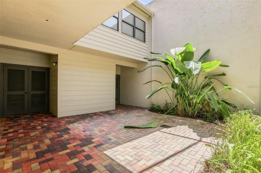 En Venta: $525,000 (3 camas, 3 baños, 2195 Pies cuadrados)