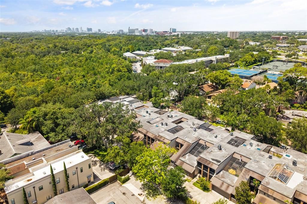 En Venta: $525,000 (3 camas, 3 baños, 2195 Pies cuadrados)