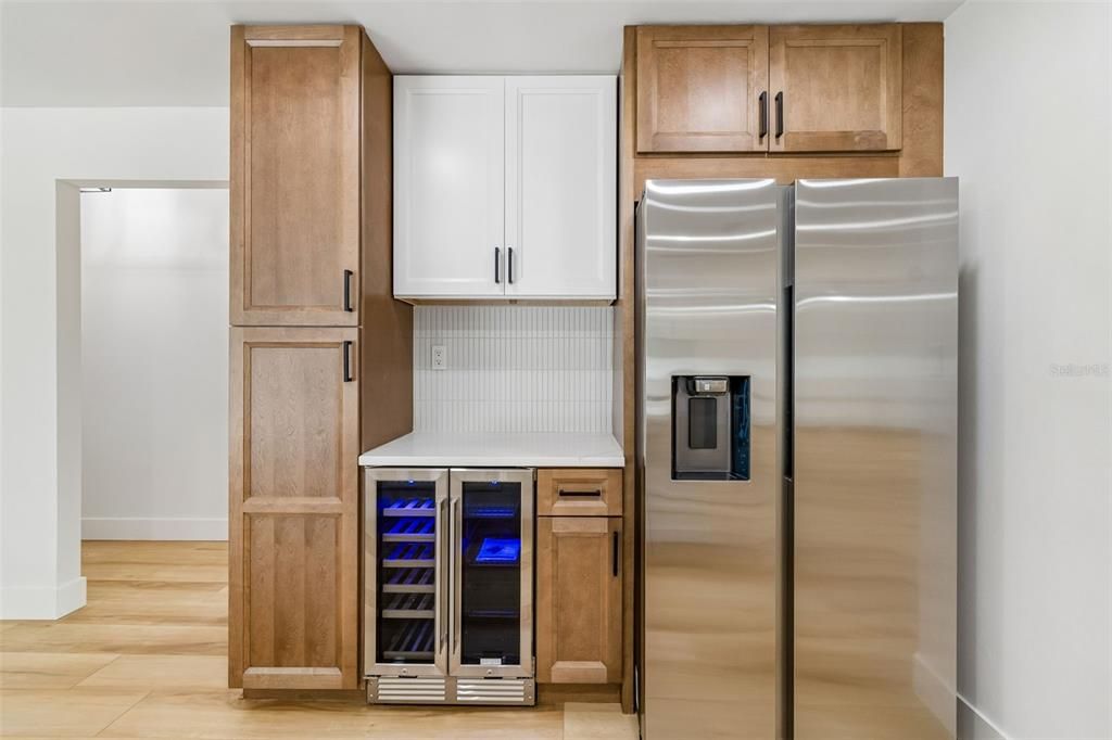 На продажу: $624,900 (3 спален, 3 ванн, 2137 Квадратных фут)