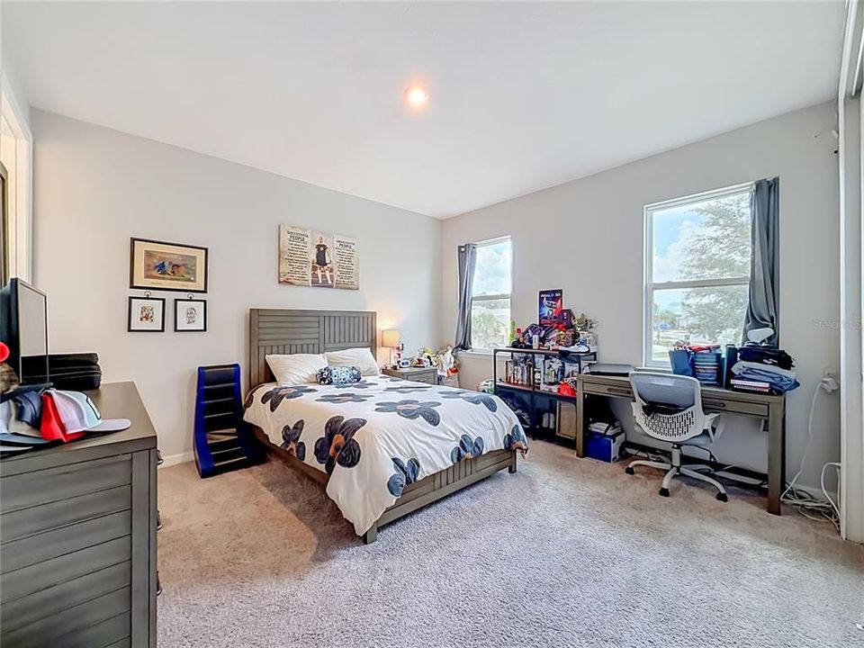 For Sale: $579,900 (4 beds, 3 baths, 2927 Square Feet)