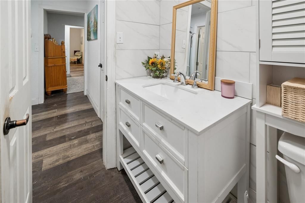 For Sale: $299,999 (3 beds, 2 baths, 1600 Square Feet)