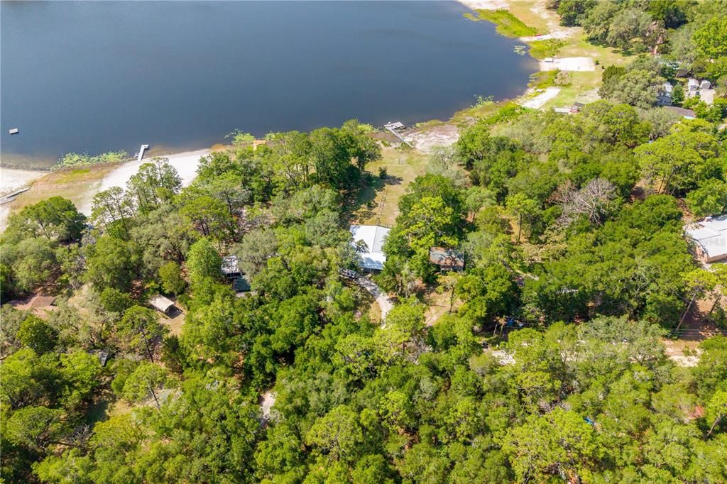 For Sale: $299,999 (3 beds, 2 baths, 1600 Square Feet)