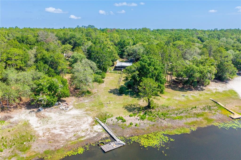 For Sale: $299,999 (3 beds, 2 baths, 1600 Square Feet)