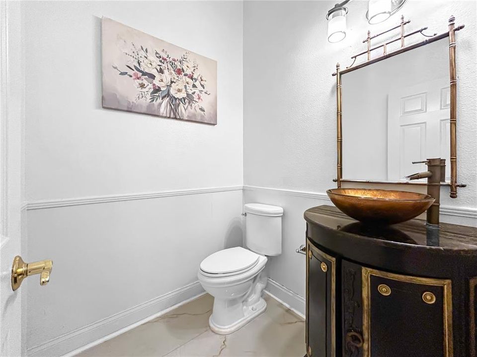 For Sale: $989,000 (4 beds, 2 baths, 2803 Square Feet)