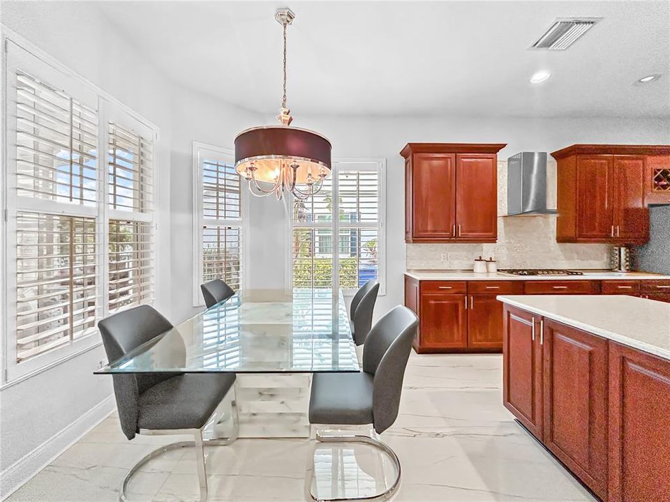 For Sale: $989,000 (4 beds, 2 baths, 2803 Square Feet)