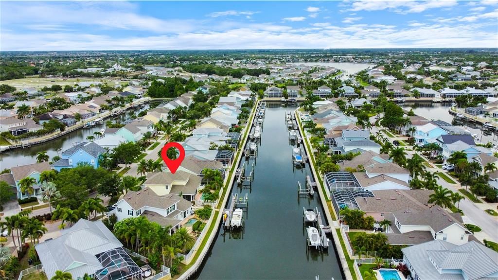 For Sale: $989,000 (4 beds, 2 baths, 2803 Square Feet)
