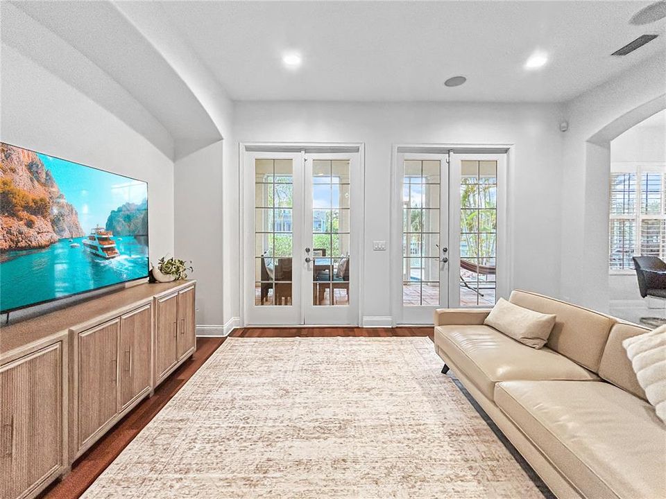 For Sale: $989,000 (4 beds, 2 baths, 2803 Square Feet)