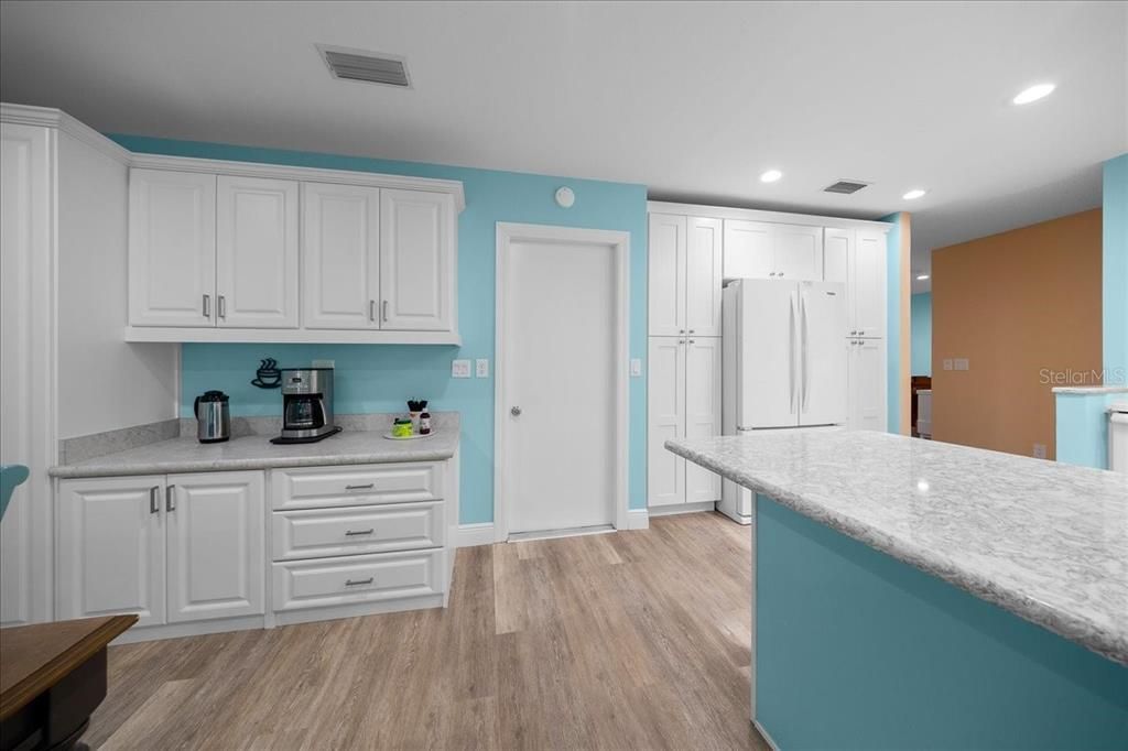 En Venta: $199,999 (2 camas, 2 baños, 1577 Pies cuadrados)