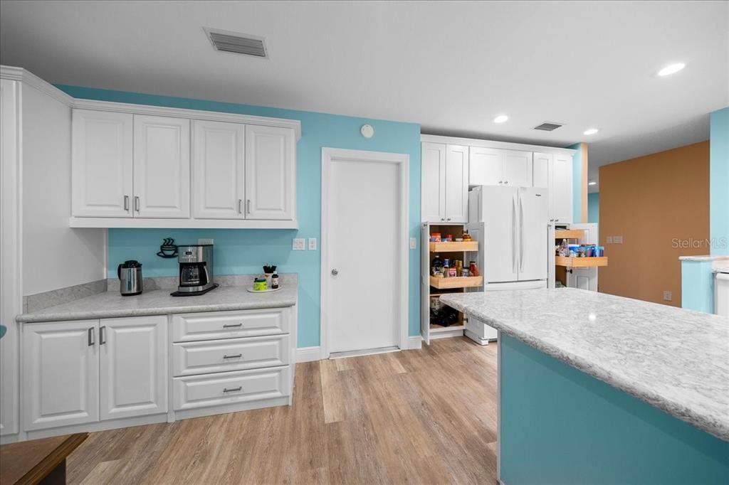 En Venta: $199,999 (2 camas, 2 baños, 1577 Pies cuadrados)