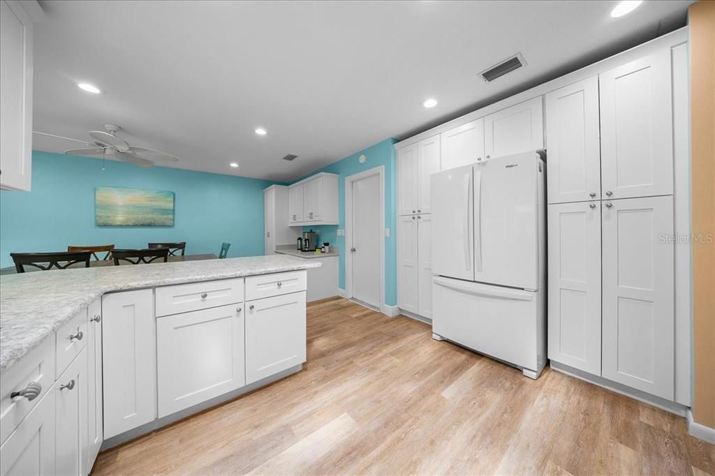 En Venta: $199,999 (2 camas, 2 baños, 1577 Pies cuadrados)