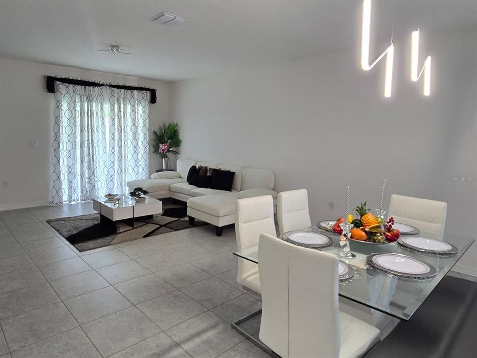 For Rent: $2,300 (3 beds, 2 baths, 1677 Square Feet)