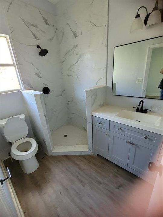 For Sale: $330,000 (3 beds, 3 baths, 1724 Square Feet)