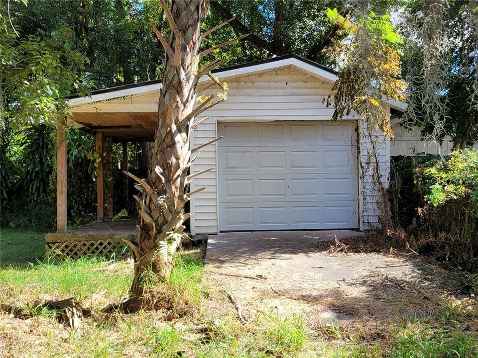 For Sale: $330,000 (3 beds, 3 baths, 1724 Square Feet)