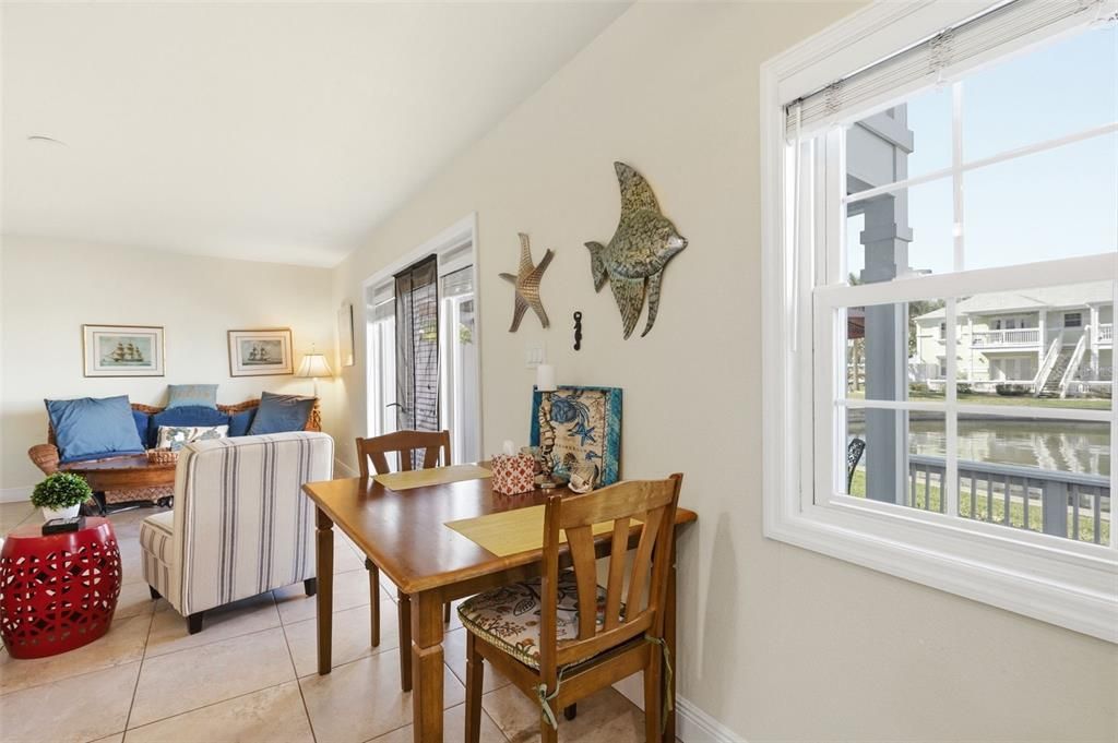 For Rent: $2,850 (2 beds, 1 baths, 720 Square Feet)