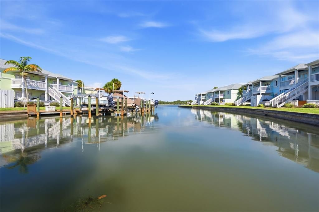 For Rent: $2,850 (2 beds, 1 baths, 720 Square Feet)
