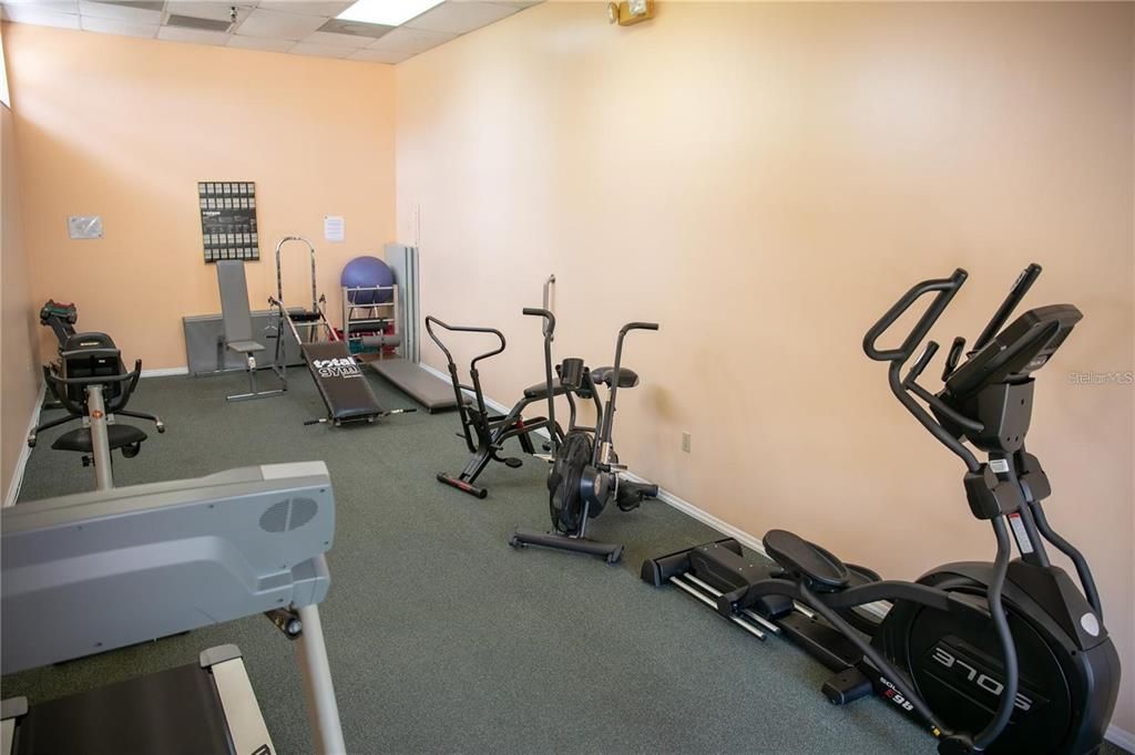 For Sale: $199,900 (2 beds, 2 baths, 1280 Square Feet)