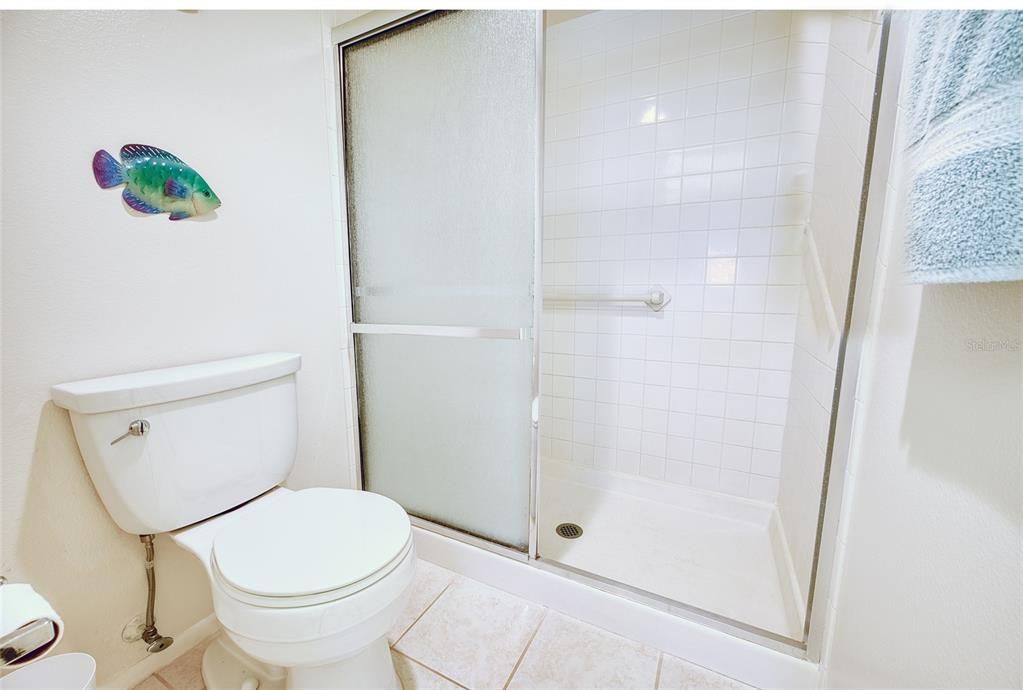 For Sale: $199,900 (2 beds, 2 baths, 1280 Square Feet)
