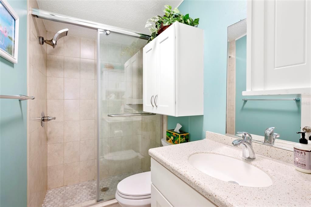 For Sale: $137,500 (2 beds, 2 baths, 1296 Square Feet)