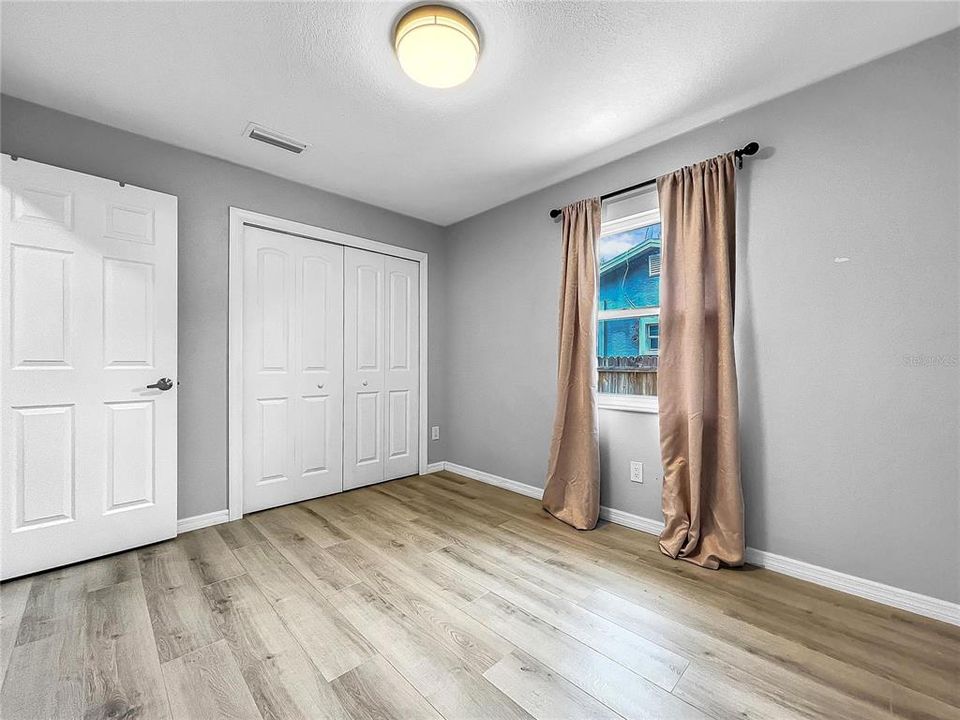 В аренду: $3,050 (3 спален, 2 ванн, 1360 Квадратных фут)