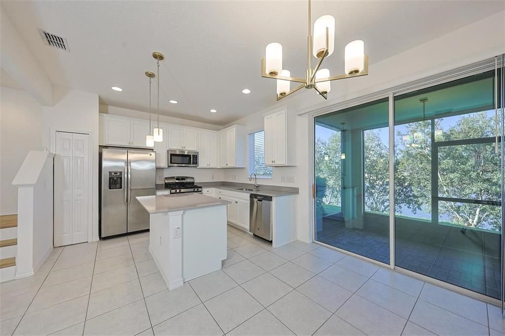 В аренду: $2,400 (3 спален, 2 ванн, 1617 Квадратных фут)