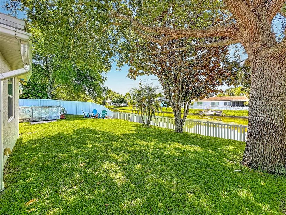 For Sale: $249,900 (2 beds, 2 baths, 1236 Square Feet)