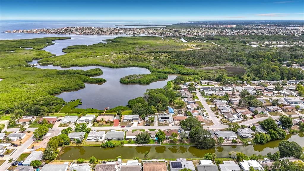 For Sale: $249,900 (2 beds, 2 baths, 1236 Square Feet)