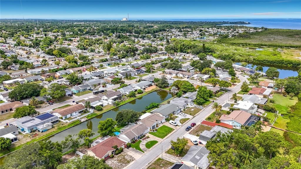 For Sale: $249,900 (2 beds, 2 baths, 1236 Square Feet)