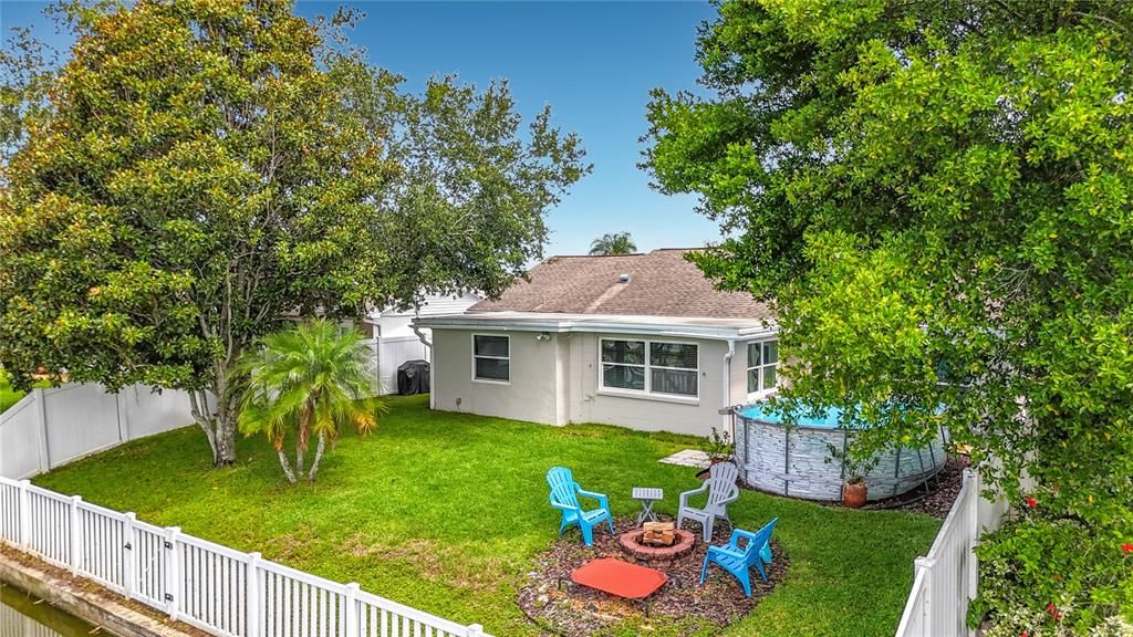 For Sale: $249,900 (2 beds, 2 baths, 1236 Square Feet)