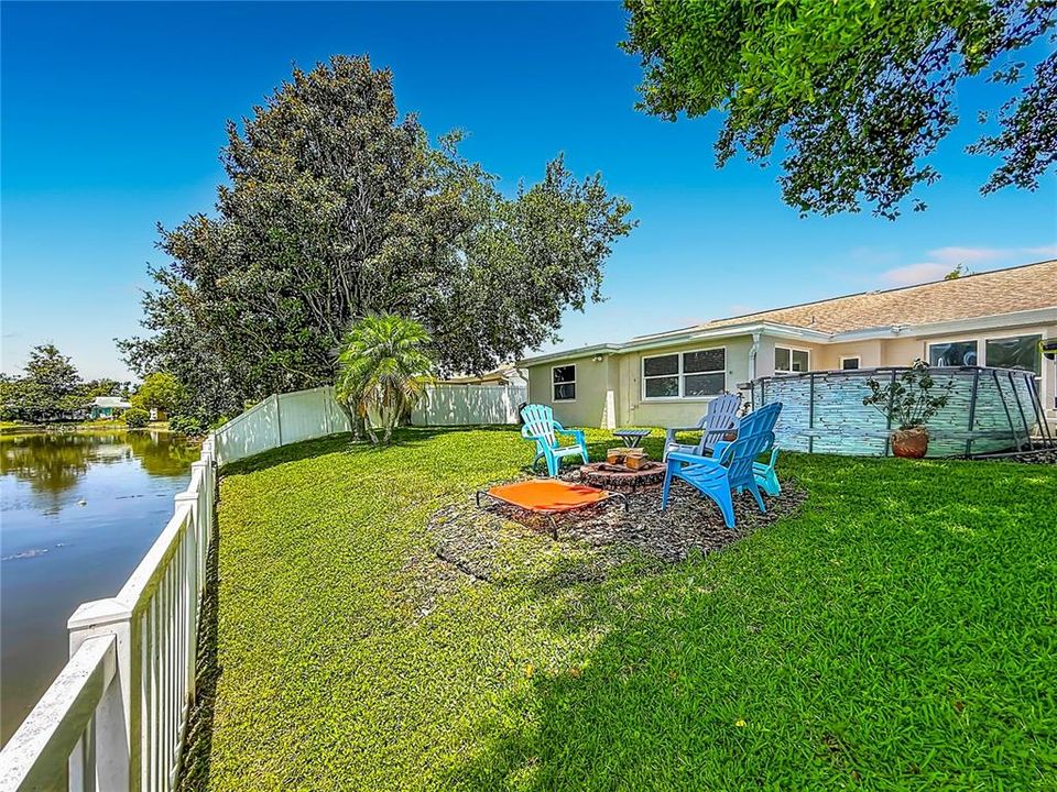For Sale: $249,900 (2 beds, 2 baths, 1236 Square Feet)
