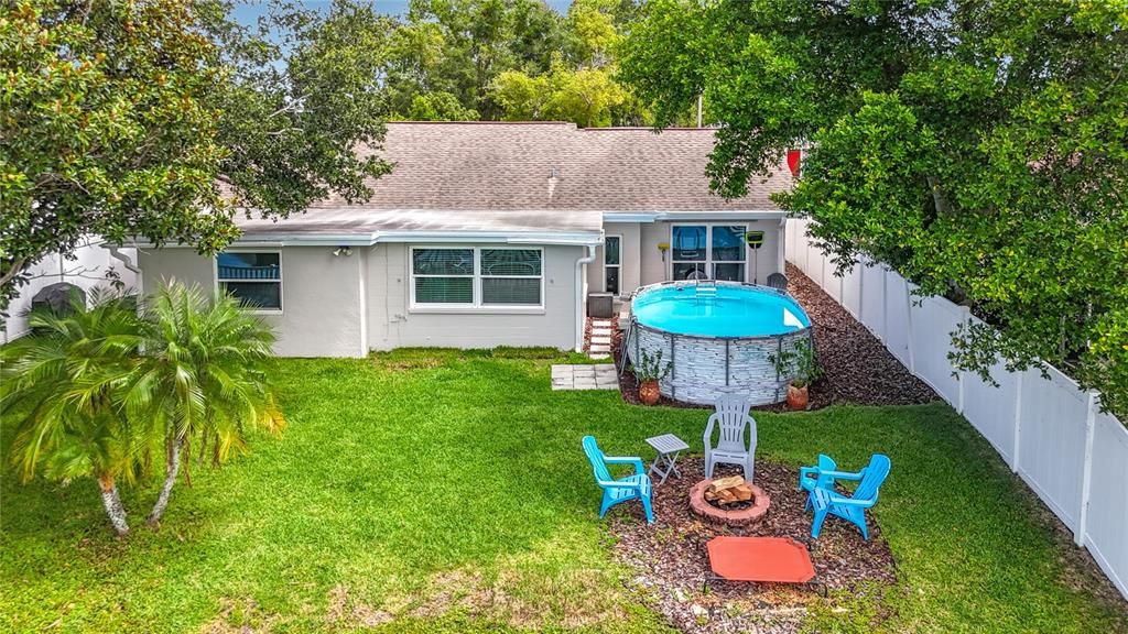 For Sale: $249,900 (2 beds, 2 baths, 1236 Square Feet)