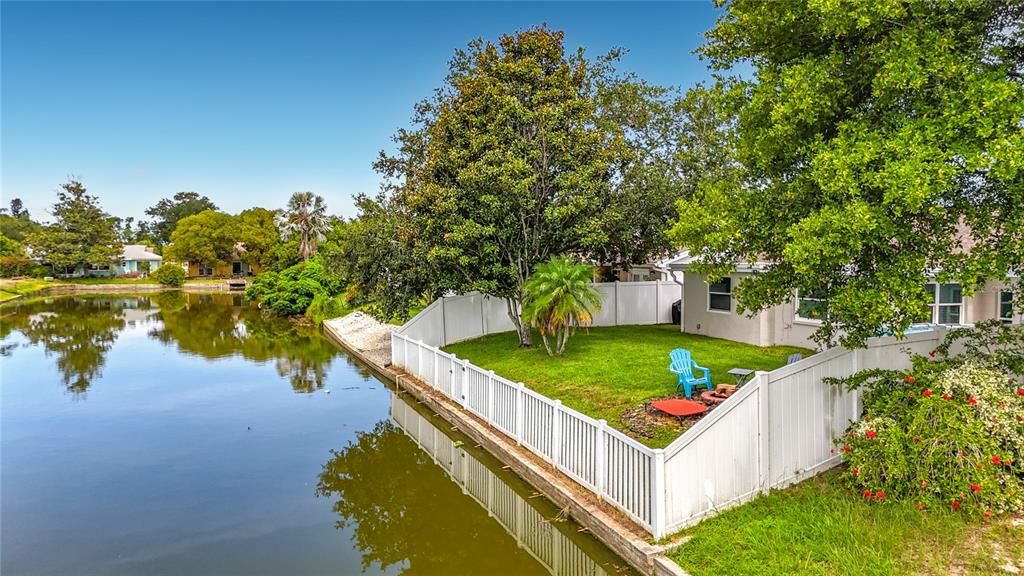 For Sale: $249,900 (2 beds, 2 baths, 1236 Square Feet)