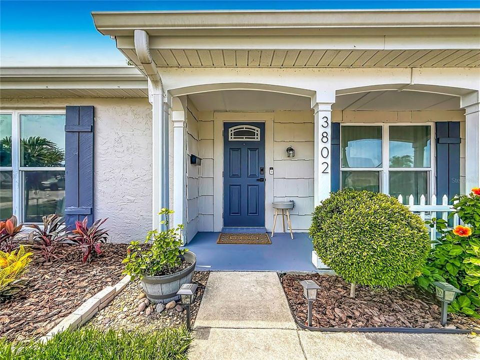 For Sale: $249,900 (2 beds, 2 baths, 1236 Square Feet)