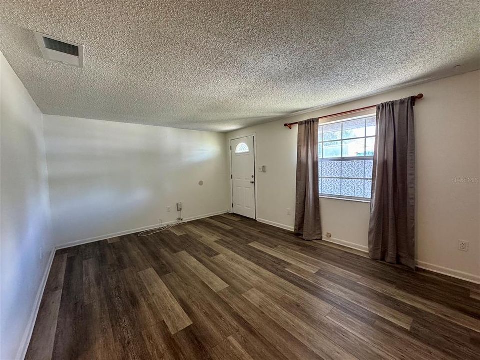 En Renta: $1,500 (2 camas, 1 baños, 867 Pies cuadrados)