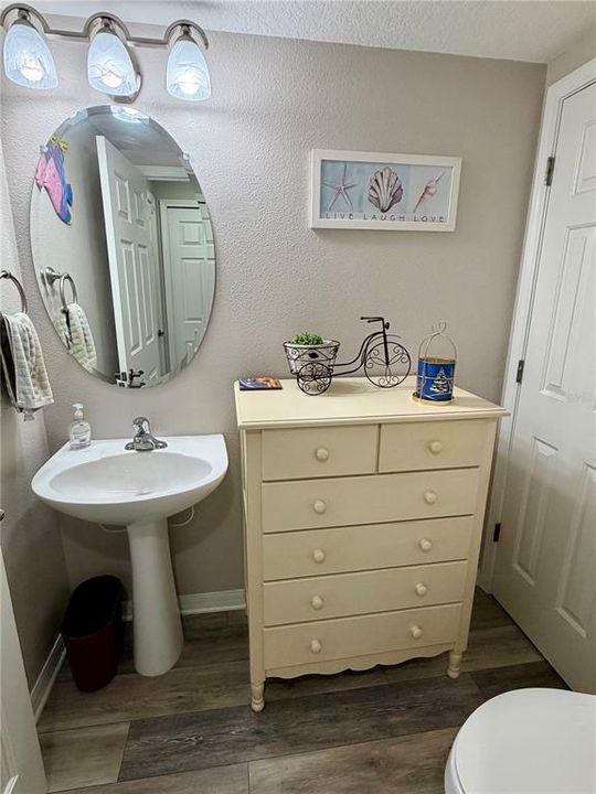 В аренду: $1,800 (3 спален, 2 ванн, 1330 Квадратных фут)
