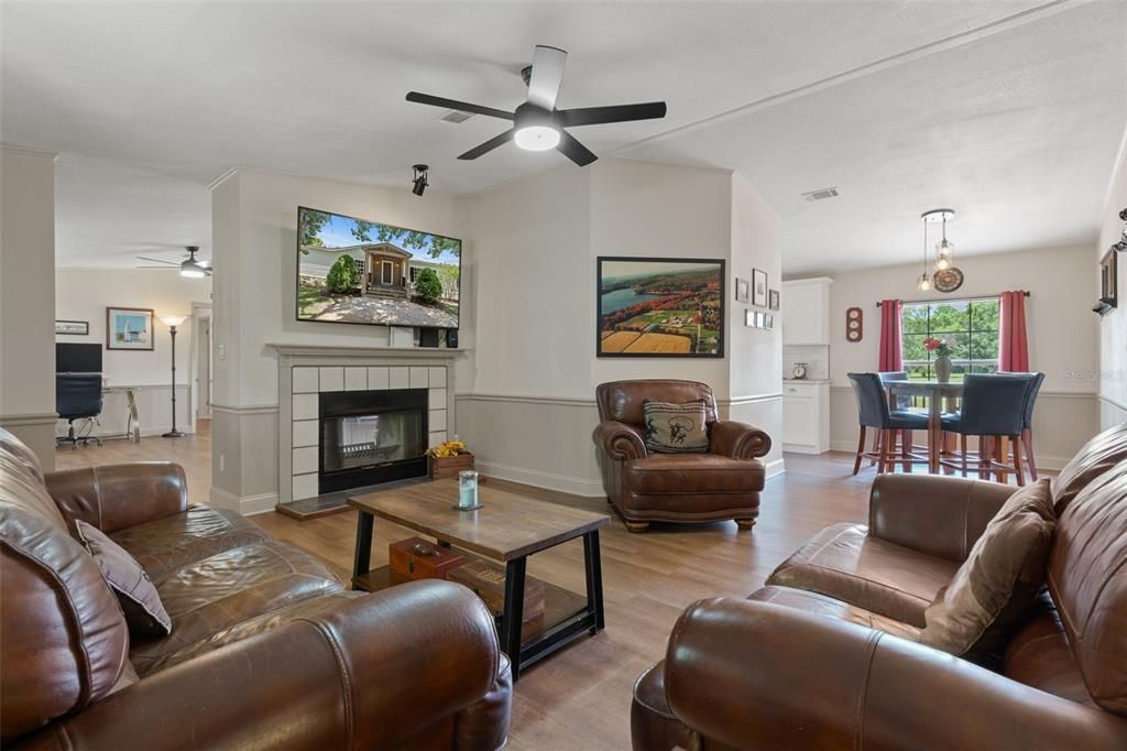 For Sale: $529,000 (4 beds, 2 baths, 2052 Square Feet)