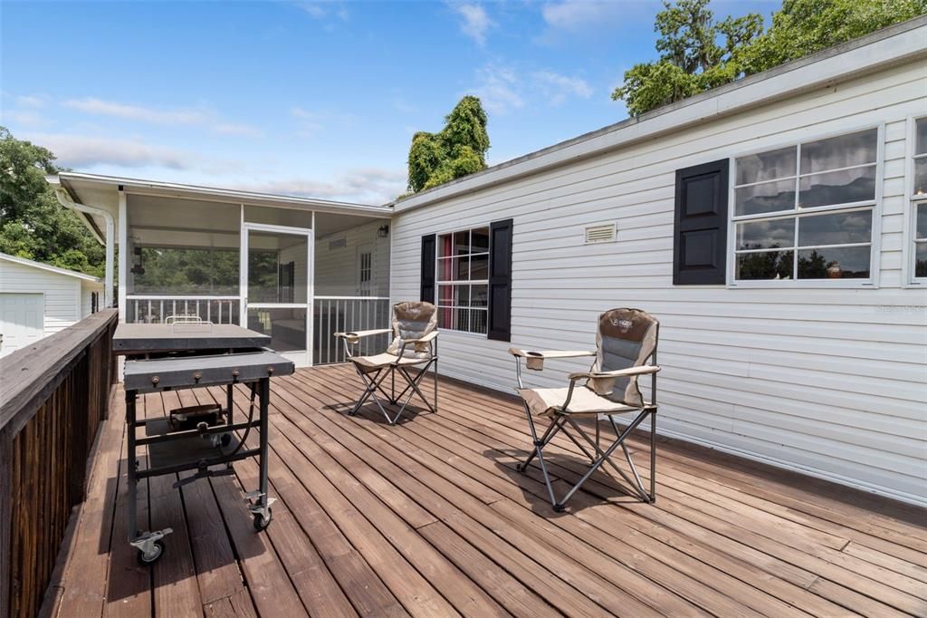 For Sale: $529,000 (4 beds, 2 baths, 2052 Square Feet)