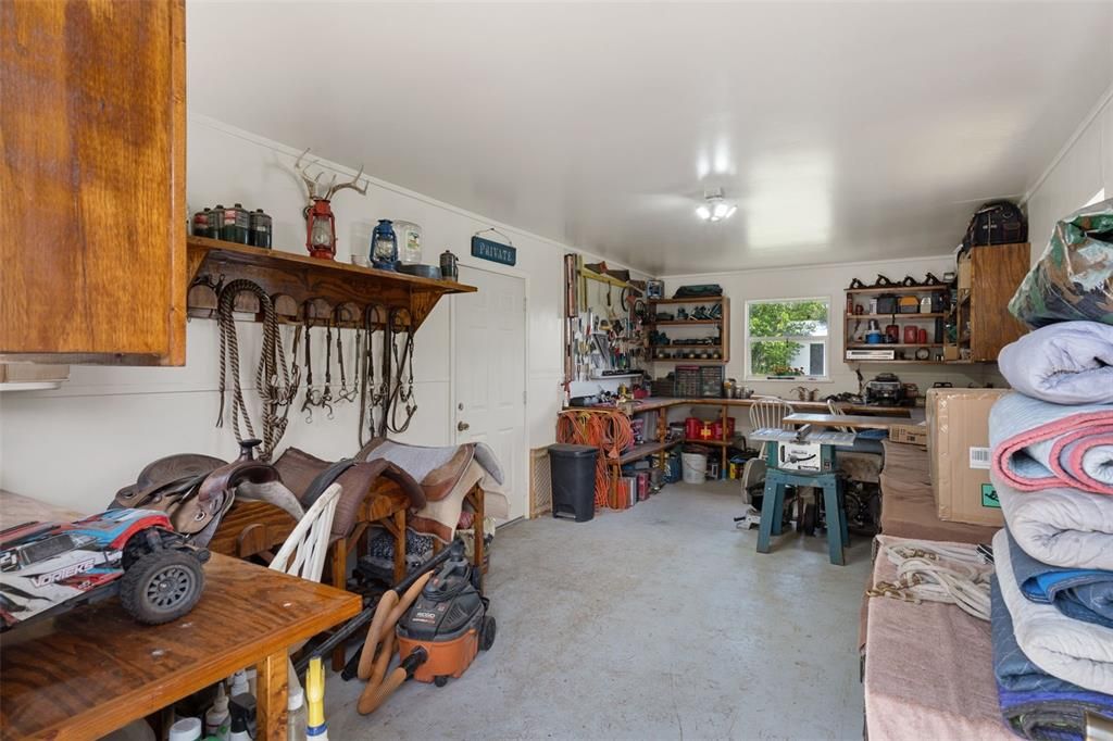 For Sale: $529,000 (4 beds, 2 baths, 2052 Square Feet)
