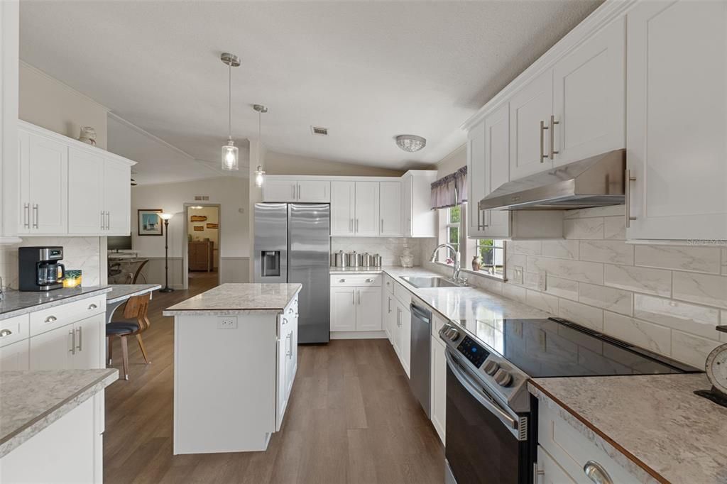 For Sale: $529,000 (4 beds, 2 baths, 2052 Square Feet)