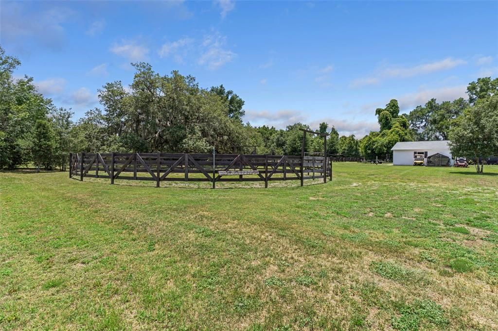 For Sale: $529,000 (4 beds, 2 baths, 2052 Square Feet)