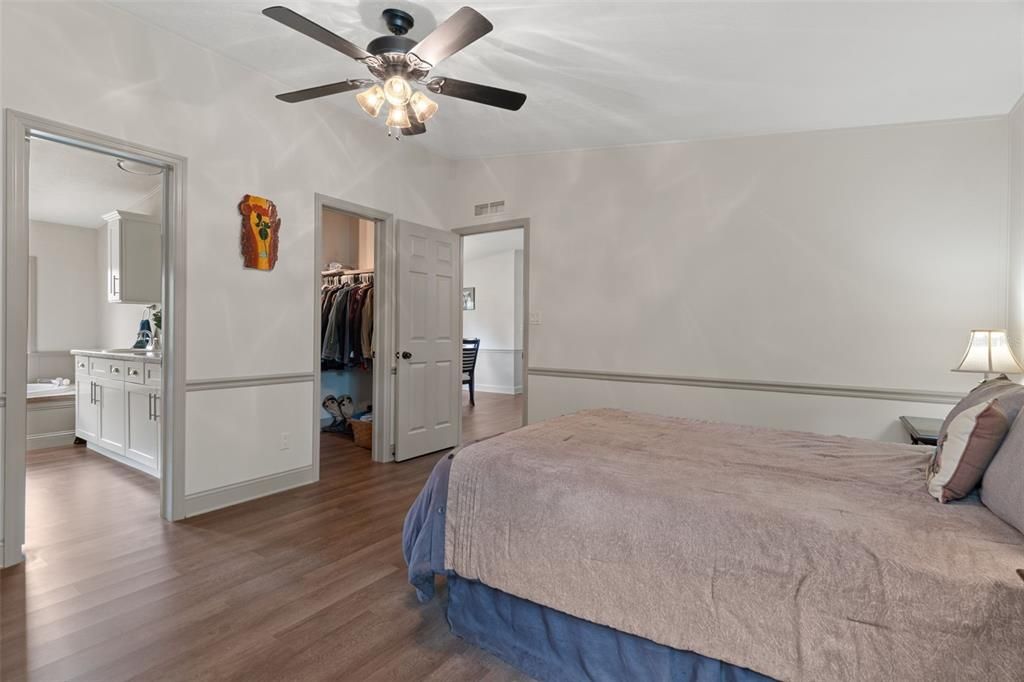 For Sale: $529,000 (4 beds, 2 baths, 2052 Square Feet)
