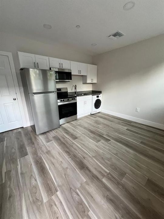 For Sale: $1,900,000 (0 beds, 0 baths, 10080 Square Feet)