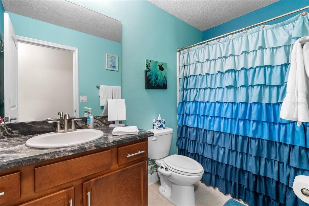 For Sale: $475,000 (5 beds, 3 baths, 2471 Square Feet)