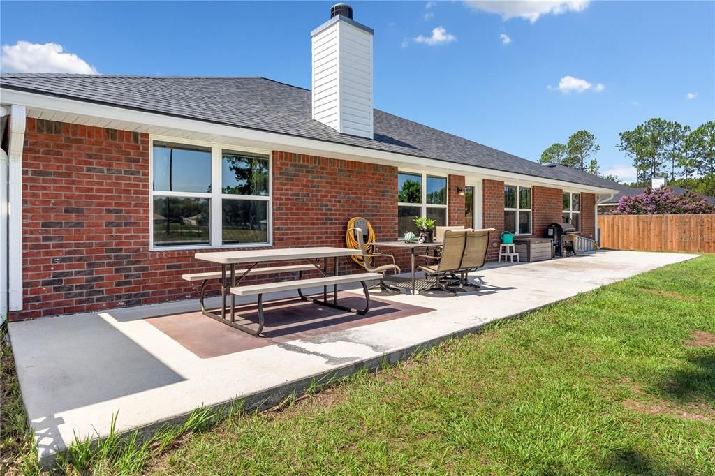 For Sale: $475,000 (5 beds, 3 baths, 2471 Square Feet)