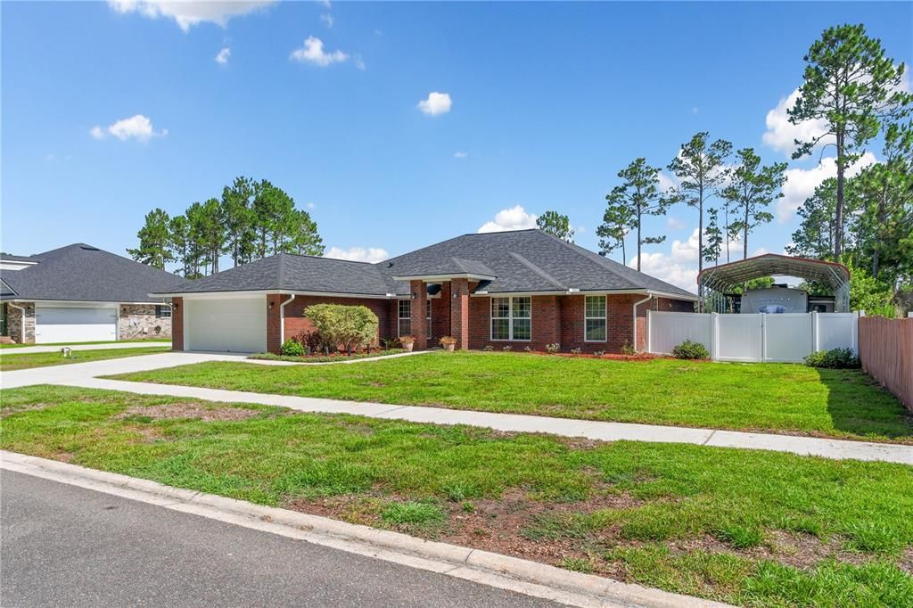 For Sale: $475,000 (5 beds, 3 baths, 2471 Square Feet)