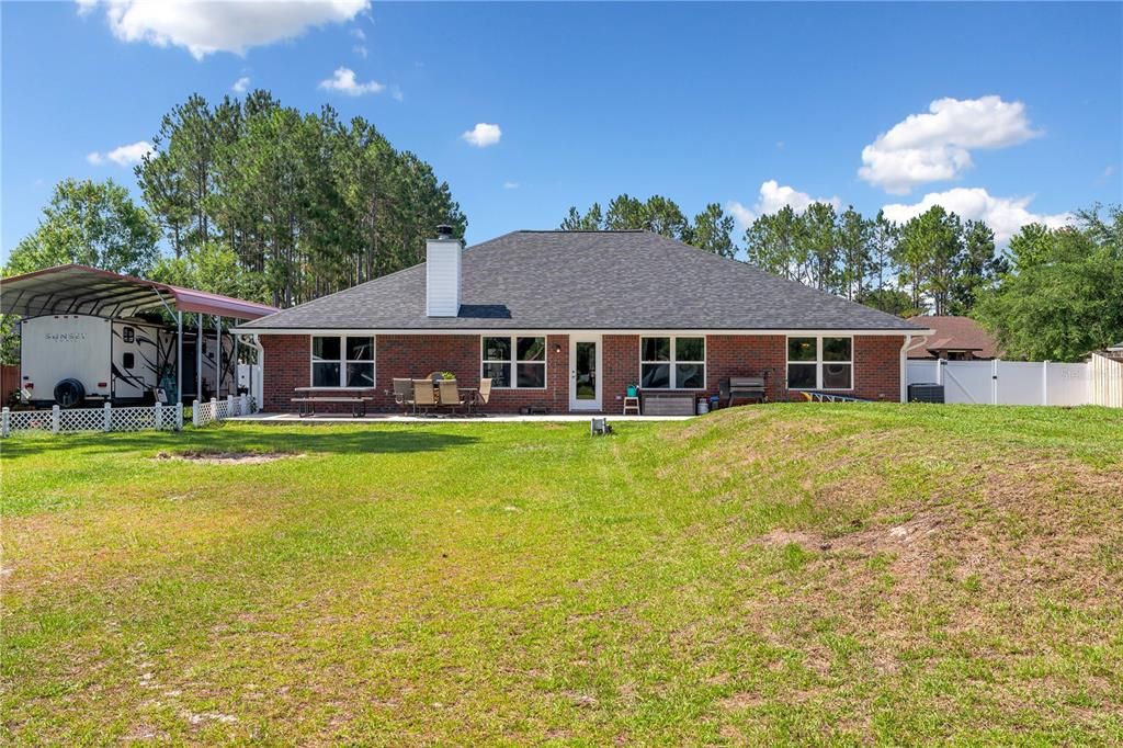 For Sale: $475,000 (5 beds, 3 baths, 2471 Square Feet)